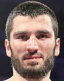 Artur Beterbiev